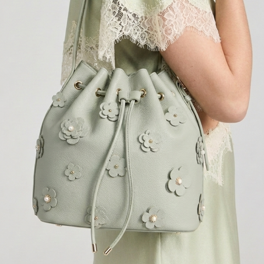 Luna Mollis midi bucket bag